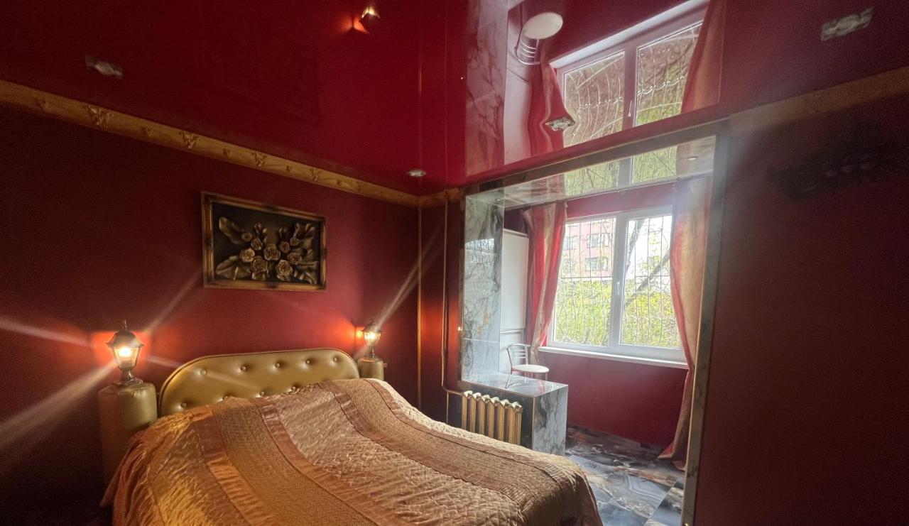 Apartament Afganskii Park Lägenhet Chişinau Exteriör bild